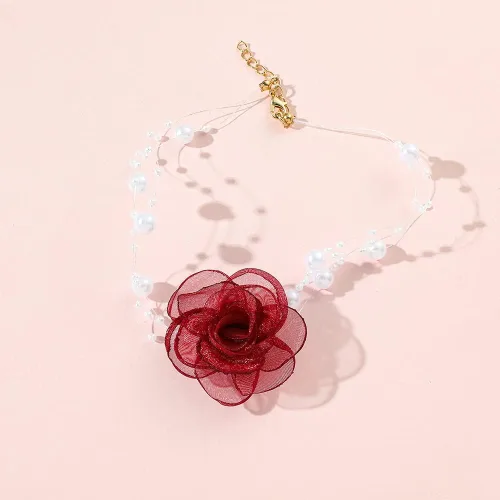 Vista 4 de Gargantilla de flor de rosa de camelia, collar de perlas artificiales vintage para mujer, accesorios elegantes para el cuello, collares de fiesta