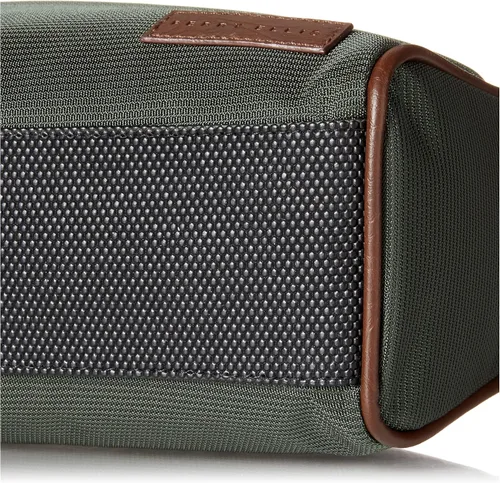 Vista 3 de Perry Ellis Portafolio para hombre, kit de viaje para pequeños artículos de cuero