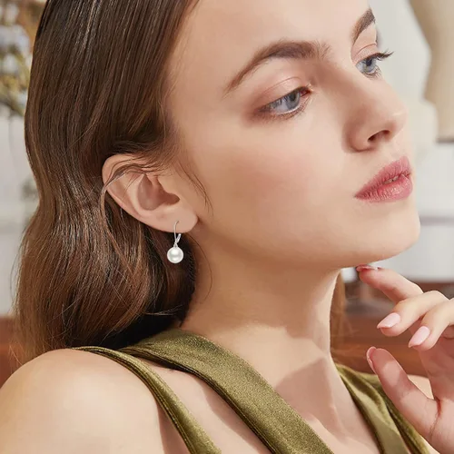 Vista 2 de Aretes de plata de ley 925 con perlas, colgantes y colgantes para mujer