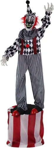 Vista 9 de Haunted Hill Farm Payaso parlante en el escenario Animatronic de Halloween