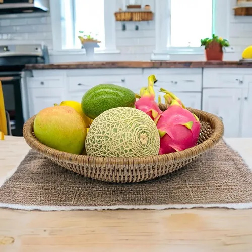 Vista 2 de Cesta de mimbre ovalada tejida a mano, bandeja de ratán natural para pan, frutas y almacenamiento, centro de mesa decorativo rústico para mesa