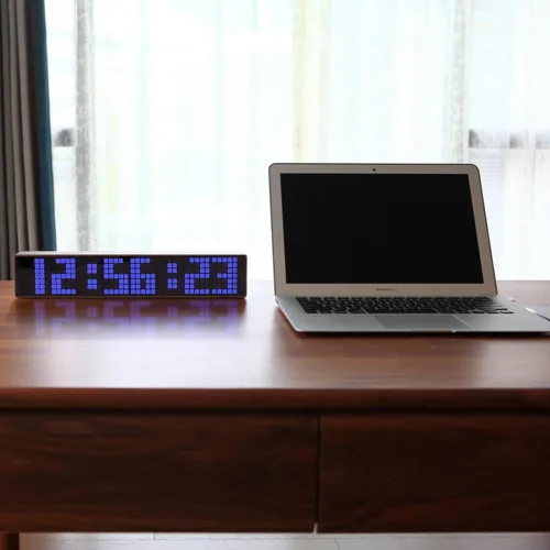Vista 6 de Adventurers Relojes despertadores digitales para dormitorios, relojes de nogal negro para sala de estar con números grandes, brillo automático