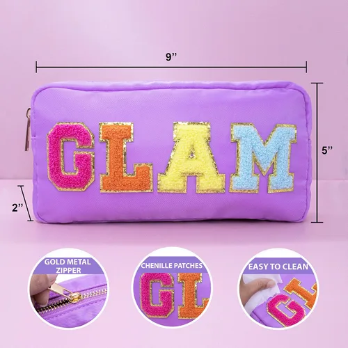 Vista 4 de Fablinks Bolsa de cosméticos de nylon rosa con parches de letras de chenilla