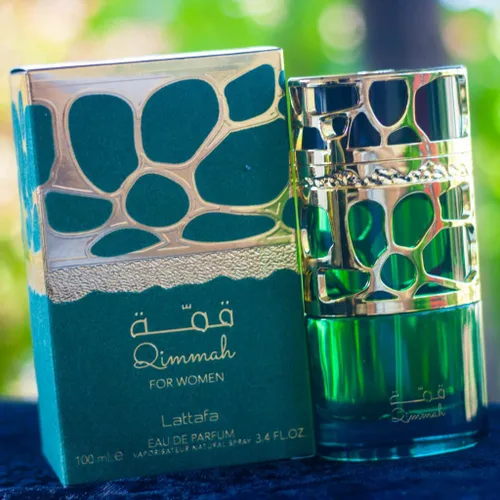 Vista 4 de Lattafa Perfumes Qimmah para Mujer EDP (Eau De Parfum) - 100ML (3.4 oz) Notas: Cedro, Oudh, Mirra, Ámbar, Lavanda I Cedro, Oudh, Mirra, Ámbar