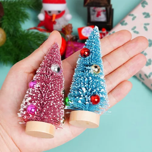 Vista 6 de Yookat 12 piezas de mini árboles de Navidad, mini árboles de sisal pequeños, mini pinos con base de madera, mini árboles de cepillo de botella