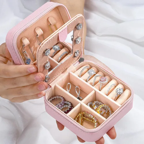 Vista 2 de Parima Organizador de joyas de viaje de unicornio, pequeño joyero personalizado para mujer, amiga, hermana, madre, hija, profesora, Navidad