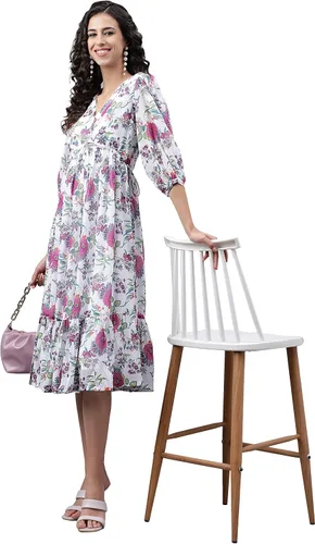 Vista 4 de Janasya Vestido acampanado con estampado digital Georgette blanco para mujer india