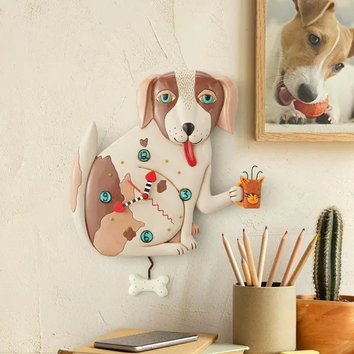 Vista 2 de Enesco Allen Designs No Bones Dog Holding a Cat - Reloj de pared con péndulo esculpido, 12.6 pulgadas, multicolor