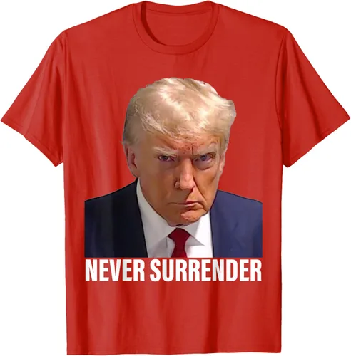 Vista 61 de Camiseta Pro Trump Mugshot Never Surrender para hombre y mujer, Negro