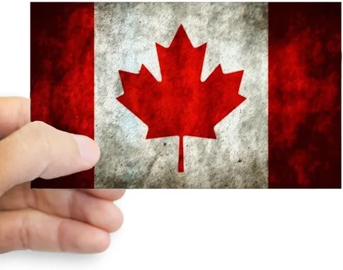 Vista 2 de CafePress Pegatina rectangular para parachoques de la bandera canadiense