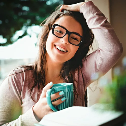 Vista 2 de LJCZKA Gafas rectangulares con bloqueo de luz azul para mujeres y hombres, de gran tamaño, marco grueso, anteojos cuadrados para computadora
