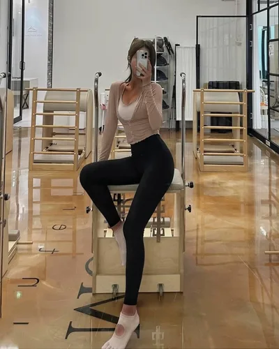 Vista 2 de Leggings sin costura frontal para mujer, pantalones de pilates de cintura alta suaves y con control de abdomen, pantalones de yoga de 25 pulgadas