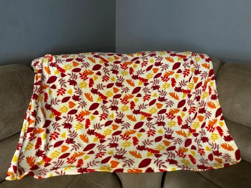 Vista 6 de Autumn Harvest - Manta de microfelpa festiva y acogedora de la colección de otoño (50 x 60 pulgadas), hojas de otoño