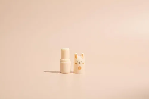 Vista 3 de Tonymoly Bebe Bunny Barra de Perfume Sólido de Conejo de Bolsillo para Mujeres – Bálsamo de Fragancia Duradera de Bergamota, Naranja, Rosa