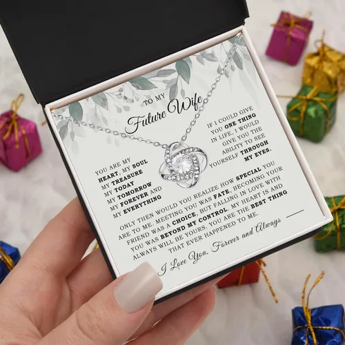 Vista 3 de Collar con texto en inglés «To My Future Wife & Prometido» – Joyería de compromiso con nudo de amor para novia