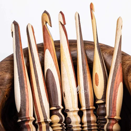 Vista 3 de INTAJ Gancho de ganchillo de madera hecho a mano – Juego de ganchos de ganchillo de aguja de palisandro – Aguja de tejer para manualidades de hilo