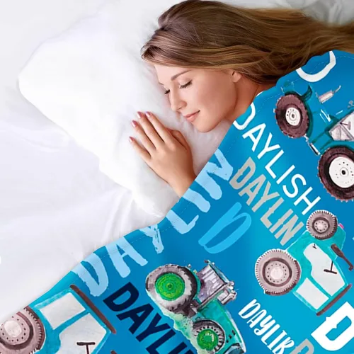 Vista 7 de Manta personalizada de tractores, nombre personalizado con diseño de camiones de tractor agrícola, manta de cama de franela de felpa suave