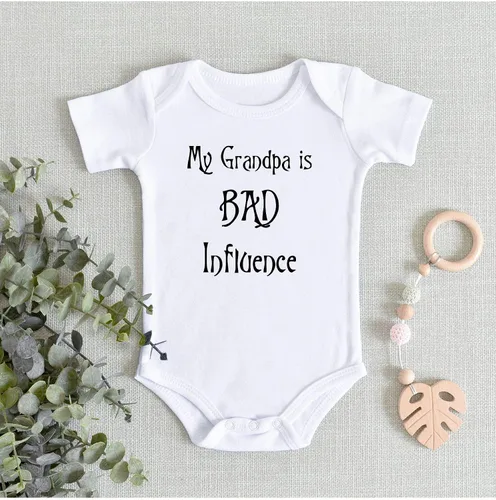 Vista 5 de My el abuelo Bad Influence" Custom Boutique Body de Onesie. Es