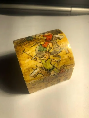 Vista 5 de Caja de hueso de camello de 2 pulgadas x 2 pulgadas para regalo, joyas, oro y plata