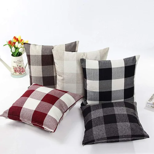 Vista 7 de HOPLEE Juego de 2 fundas de almohada de 22 x 22 pulgadas, fundas de almohada decorativas a cuadros de búfalo blanco y negro
