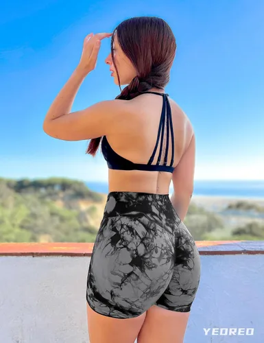 Vista 2 de YEOREO Pantalones cortos profesionales de entrenamiento para mujer, 3.6 pulgadas, pantalones cortos sin costuras, cintura alta, contorno, gimnasio
