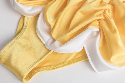 Vista 4 de Ruikajia Traje de baño de una pieza para niñas y niñas, Nieve