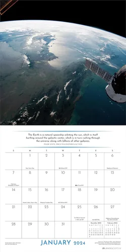 Vista 4 de Spaceship Earth 2024 Wall Calendar The Overview Effect 12" x 24" Open Amber Lotus Publishing