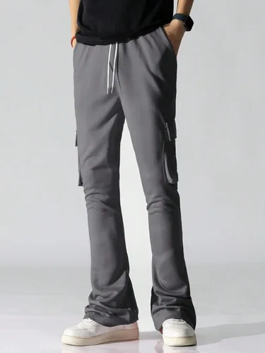 Vista 4 de GORGLITTER Pantalones cargo para hombre con cordón en la cintura, pantalones deportivos apilados Y2K con bolsillos con solapa y pierna ancha