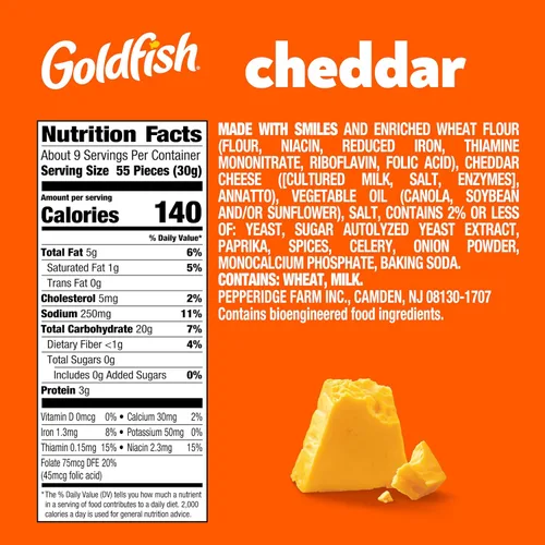 Vista 2 de Goldfish Galletas de queso cheddar, bolsa de 10 onzas