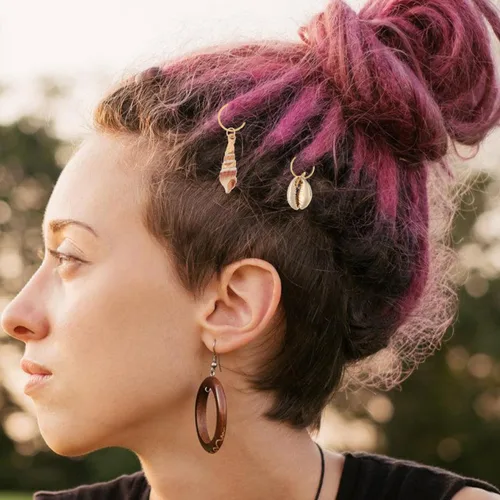 Vista 5 de HEALLILY Beavorty - 13 piezas de anillos para el cabello, colgantes de joyería con concha de océano, accesorios para el cabello, puños