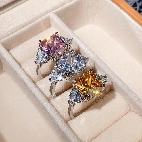 Vista 3 de Anillo de compromiso de plata de ley 925 con diamantes de color cuadrado, anillo de compromiso con circonita cúbica para mujer, banda fina