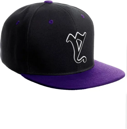 Vista 225 de Daxton Gorra clásica con visera de billete plano con letras del alfabeto inglés antiguo de la A a la Z