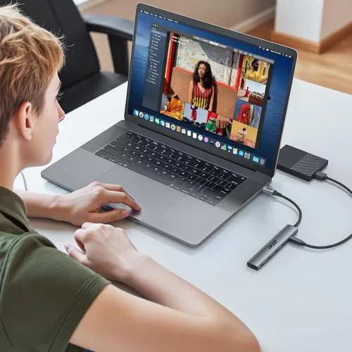 Vista 8 de Acer Hub USB C de 10 Gbps, divisor USBC con 4*USB C 3.2 y puerto PD de 100W, adaptador multipuerto de transferencia rápida tipo C compatible