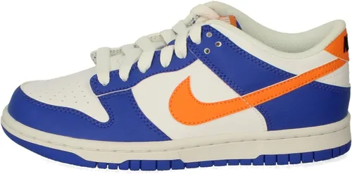 Vista 732 de Nike Kid's Dunk Low Sneaker