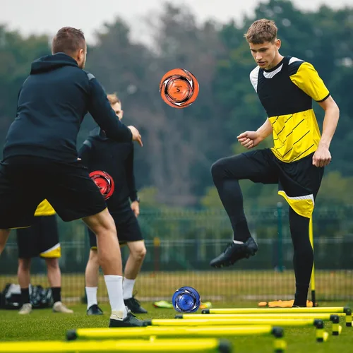 Vista 5 de MiniInflat 12 pelotas de fútbol de tamaño 4 a granel con bomba de fútbol suave para exteriores e interiores para entrenamiento deportivo, juego