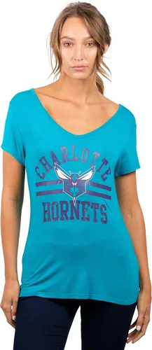 Vista 27 de Ultra Game Camiseta de mujer NBA Oficial con cuello en V y strass de manga corta