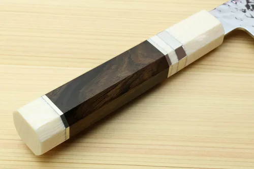 Vista 8 de Yoshihiro VG10 Cuchillo japonés para verduras Nakiri de 46 capas de Serie Damascus, mango de Ambrosia de 6.5' (165mm)