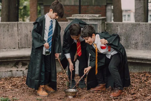 Vista 6 de OSBO GradSeason Bata con capucha para niños y adultos, túnica de caballero Jedi, capas de Star Wars, disfraz genial para Halloween y cosplay