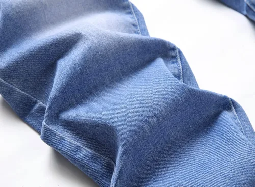 Vista 6 de Pantalón de jean elastizado, ajustado, moderno, para hombre.