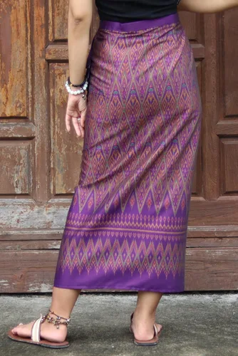 Vista 3 de RaanPahMuang Tailandia Oriental Isaan Estilo Señoras Wrap Falda Sarong Tejido Arte