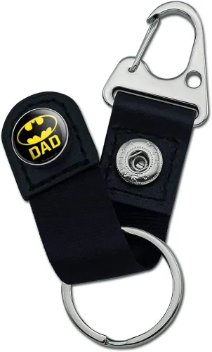 Vista 2 de Llavero con logotipo de Batman Bat Dad Shield con cinturón de tela de cuero con mosquetón de clip