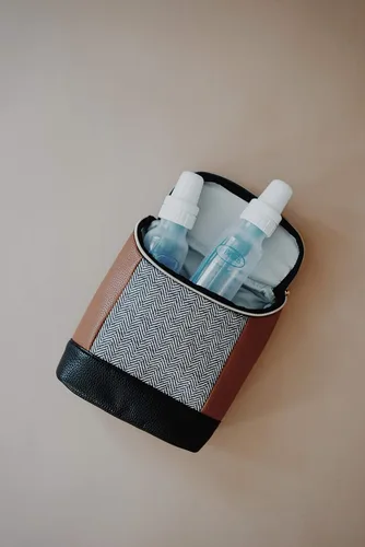 Vista 8 de Itzy Ritzy Bolsa aislada para botellas, capacidad para 3 biberones de leche