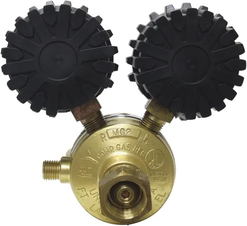 Vista 3 de Uniweld Regulador de acetileno de la serie Patriot RMC2 con conexión de salida "A" y entrada de 200 CGA