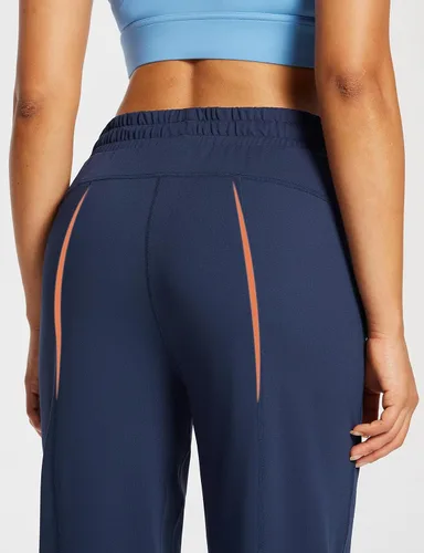 Vista 3 de BALEAF Pantalones deportivos de pierna recta para mujer, pantalones deportivos de pierna ancha, bolsillos elásticos y suaves para entrenamiento
