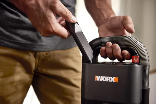 Vista 7 de WORX WX030L.9 Aspiradora Compacta Inalámbrica Cube Vac de 20V Power Share, Solo Herramienta Desnuda, Sin Batería, Negro Battery & Charger not