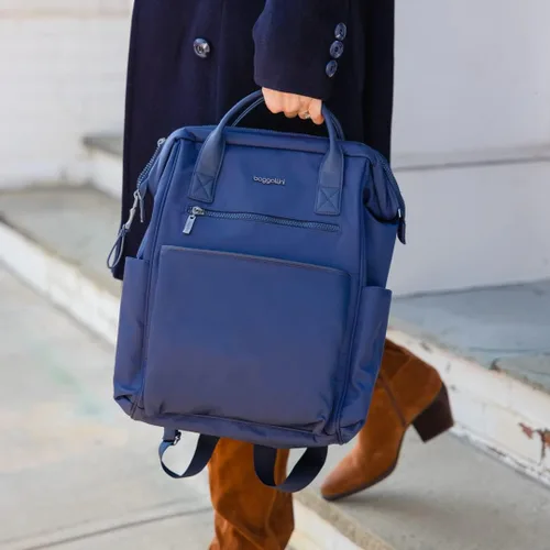 Vista 2 de Baggallini Mochila Soho para mujer Azul marino French Navy talla única