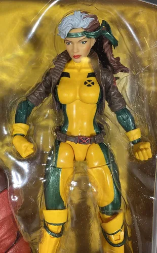 Vista 2 de Marvel Legends Series Titania de 6 pulgadas