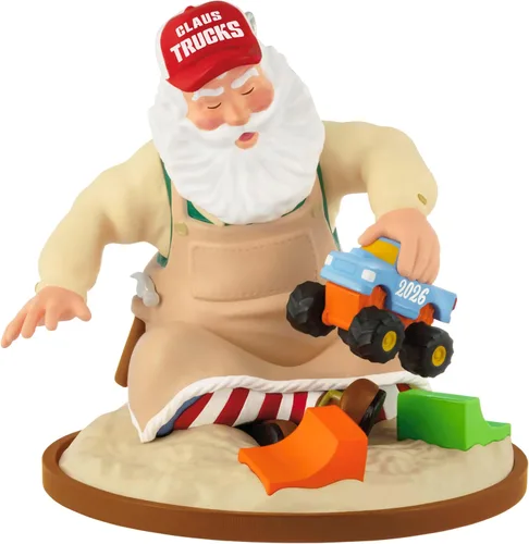 Vista 9 de Hallmark Keepsake Adorno de Navidad 2025, Toymaker Santa 2025, regalos de coleccionistas de Santa