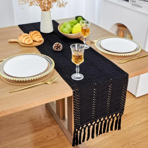 Vista 5 de FEXIA Camino de Mesa Negro con Borlas de 72 Pulgadas Macramé Boho Estilo Granja Camino de Mesa para Decoración de Dormitorio y Comedor