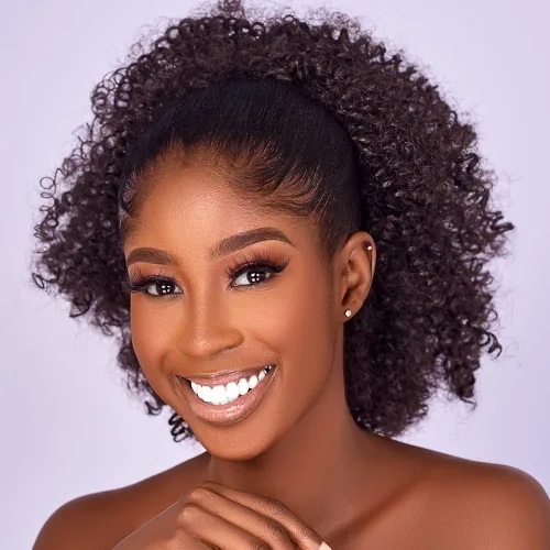 Vista 16 de Extensión de cola de caballo rizada con cordón para mujeres negras, extensiones de cabello sintético corto afro kinkys rizado con dos clips (1#)